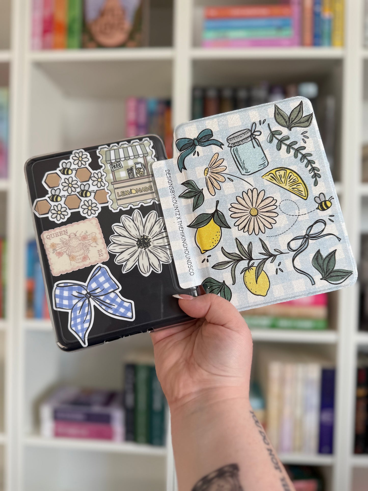 DBKxTHHC Spring Kindle Case