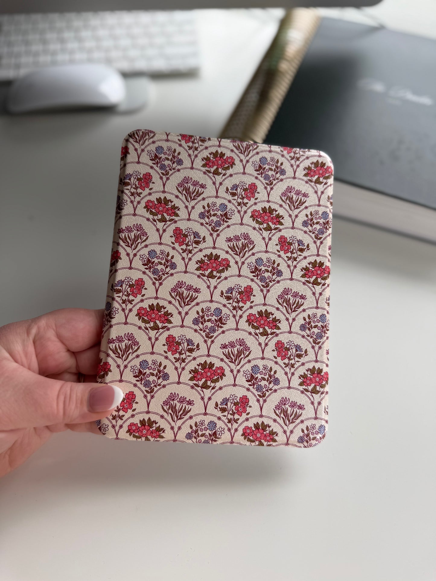 Floral Stack Clear Back Kindle Case