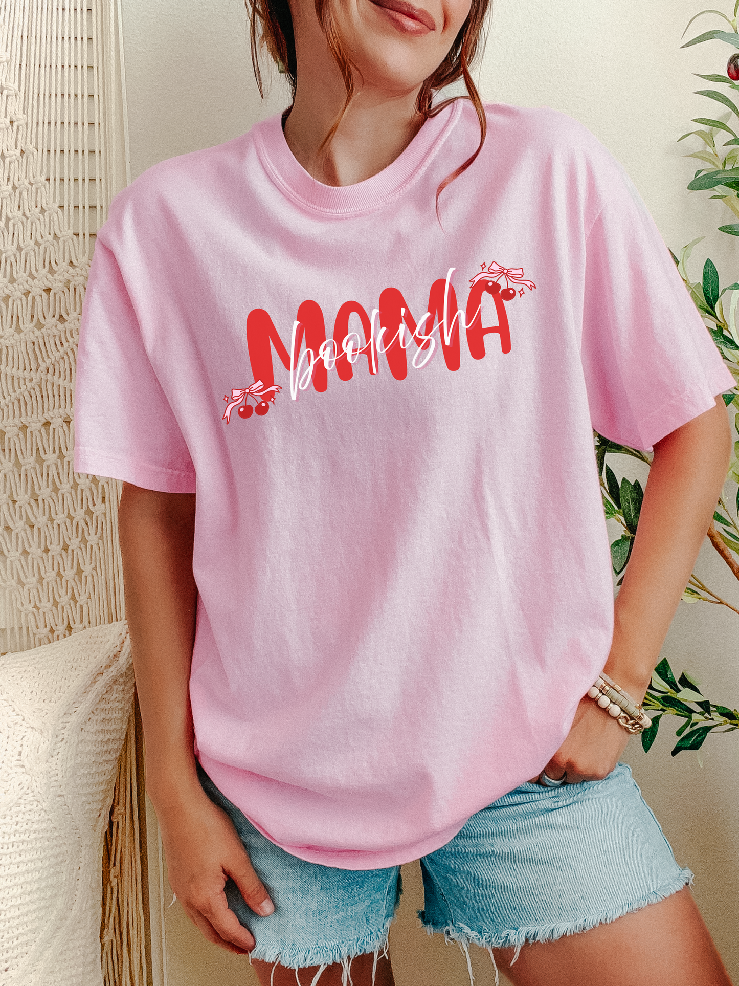 Bookish MAMA Cherry T-shirt