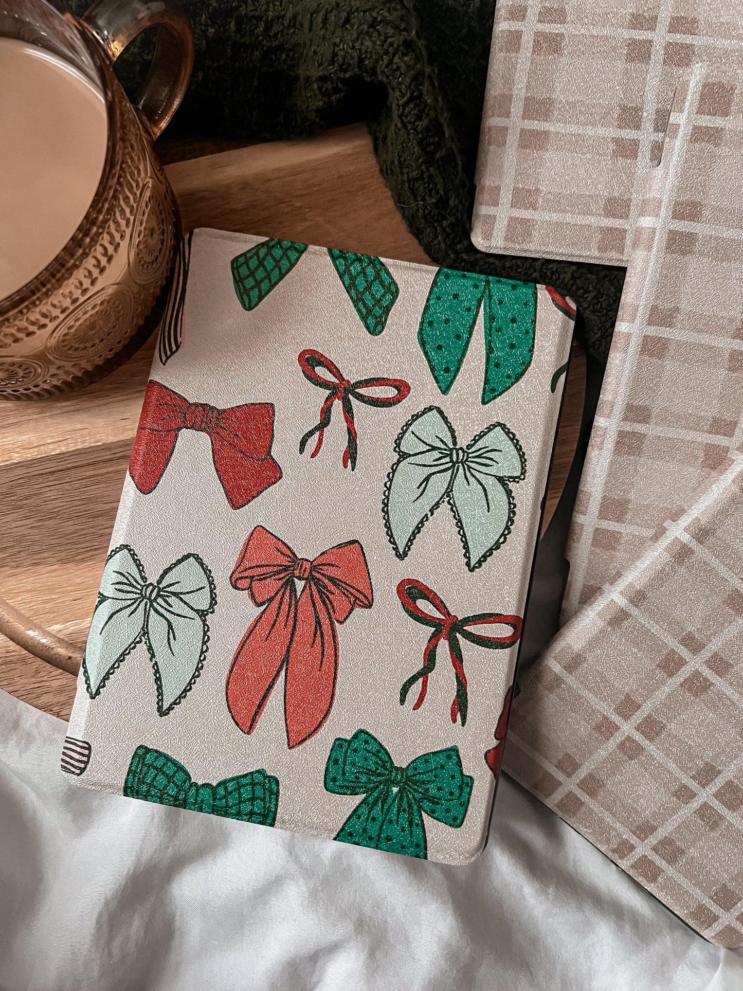 Christmas Bows Kindle Case (11th Gen Paperwhite)