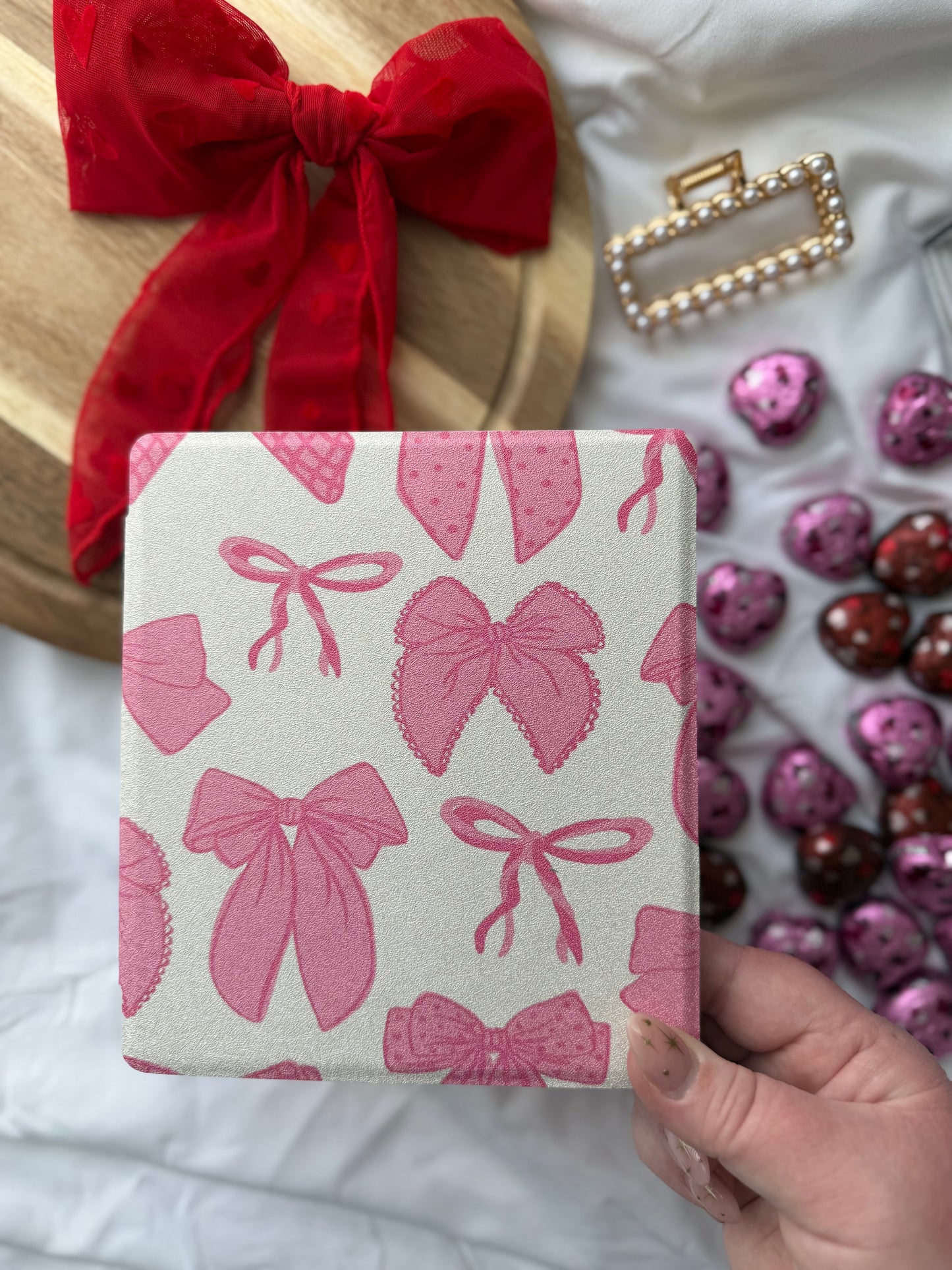 Valentine Bows Kindle Case