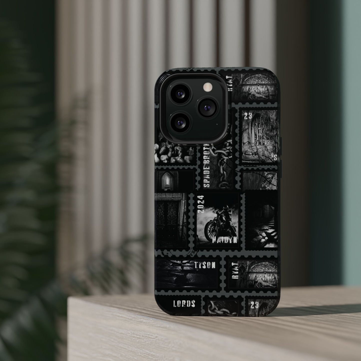 Magsafe Officially Licensed Lords Stamps Phone Case