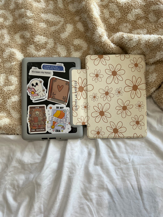 Tan Floral Kindle Case (11th Gen Paperwhite)